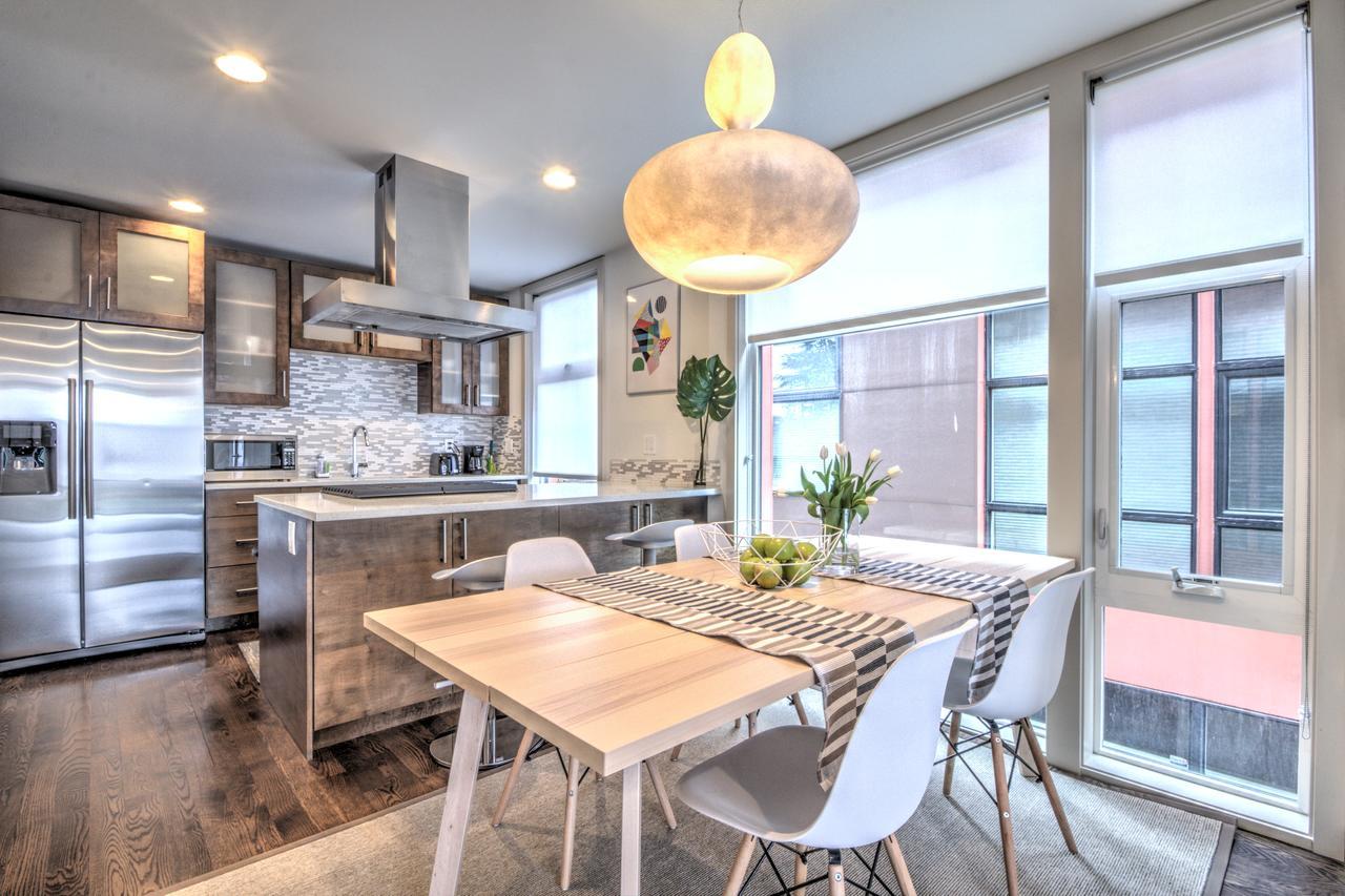 Central Modern Home With Rooftop Seattle Esterno foto
