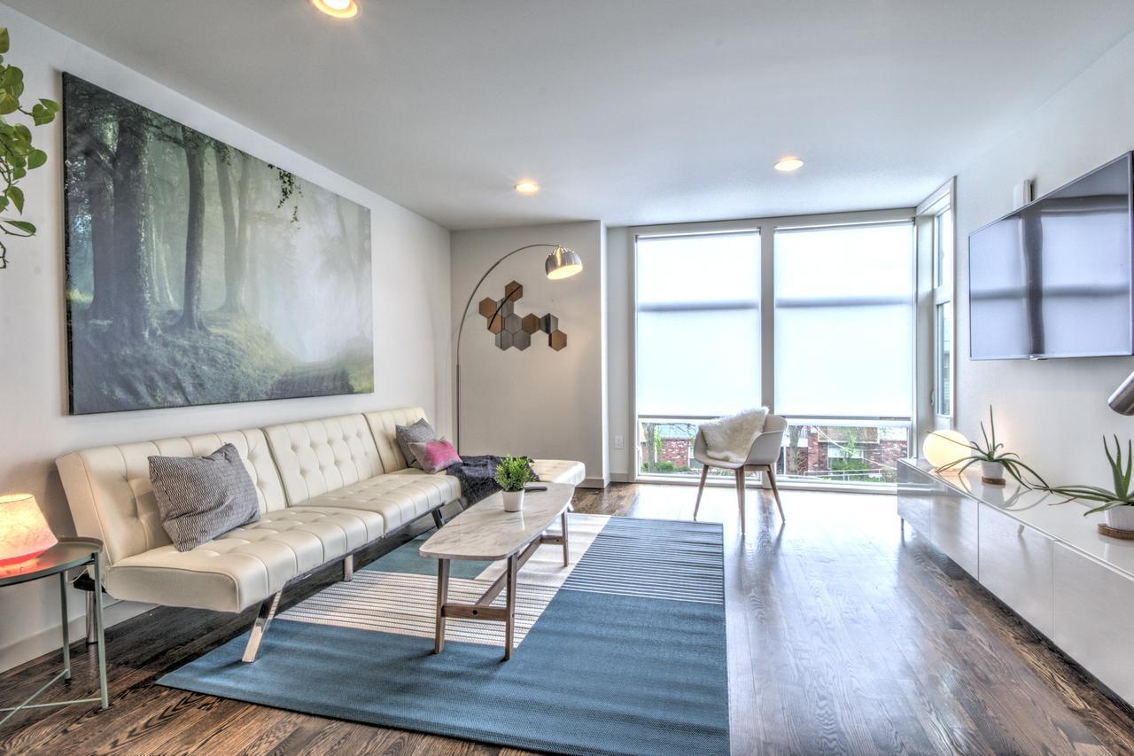 Central Modern Home With Rooftop Seattle Esterno foto